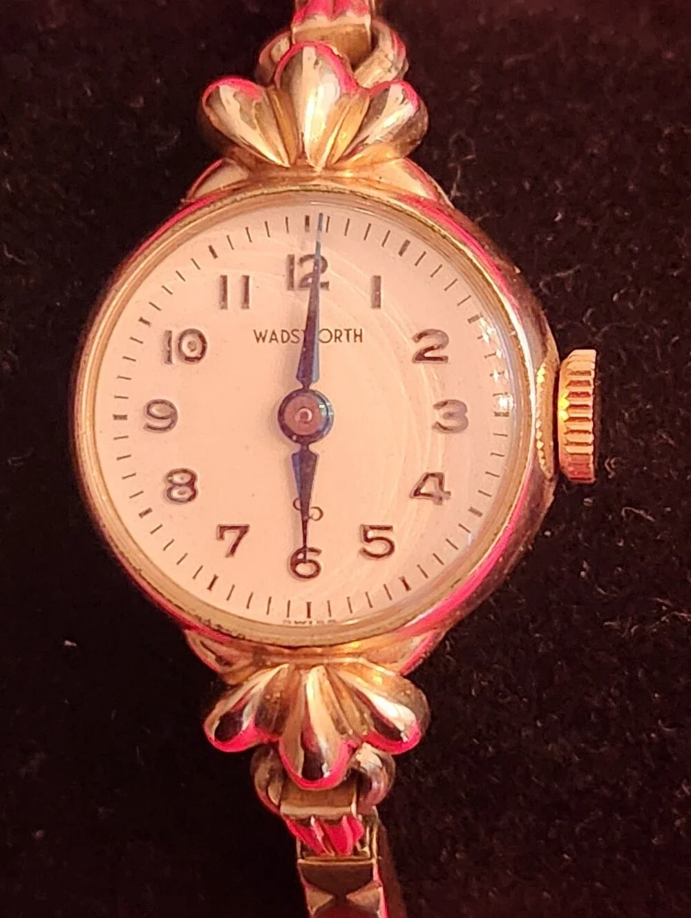 Vintage Wadsworth Ladies Wristwatch Ref 714 - 10K R.G.F. Bezel, Stainless Back,